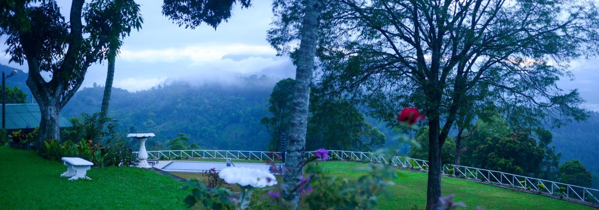 Hatale Tea Estate Bungalow Madulkele Buitenkant foto